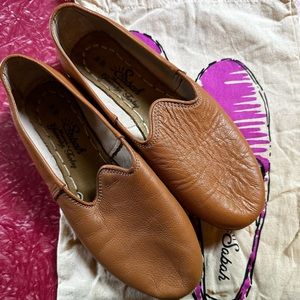 Sabah brown loafers